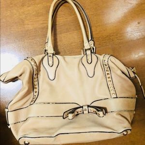 ⛔️SOLD⛔️ 100% authentic Valentino garavani